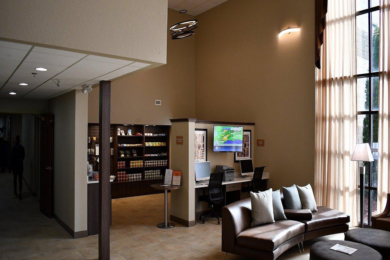 Candlewood Suites Grand Rapids Airport By Ihg Cascade Εξωτερικό φωτογραφία
