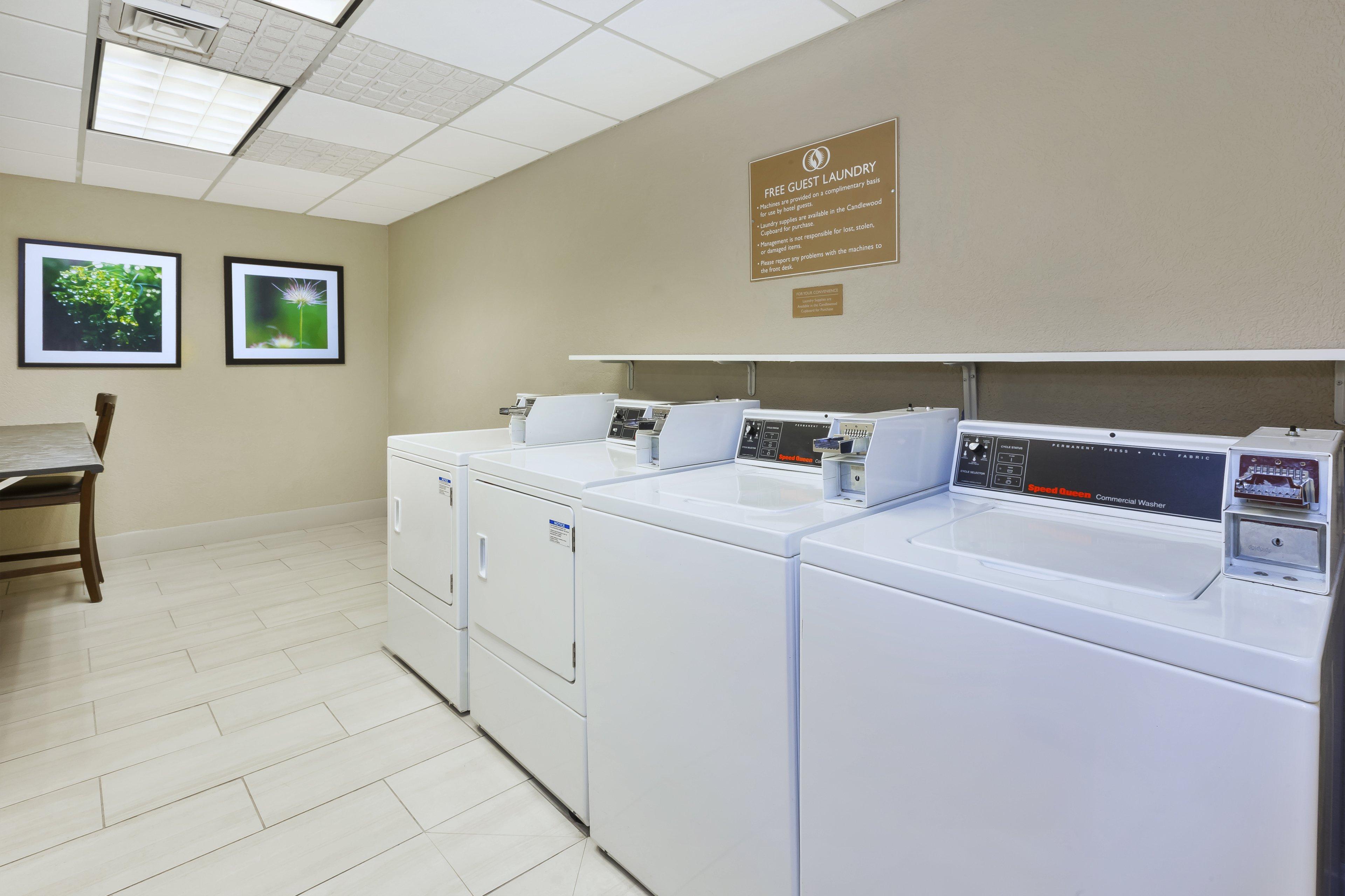 Candlewood Suites Grand Rapids Airport By Ihg Cascade Εξωτερικό φωτογραφία