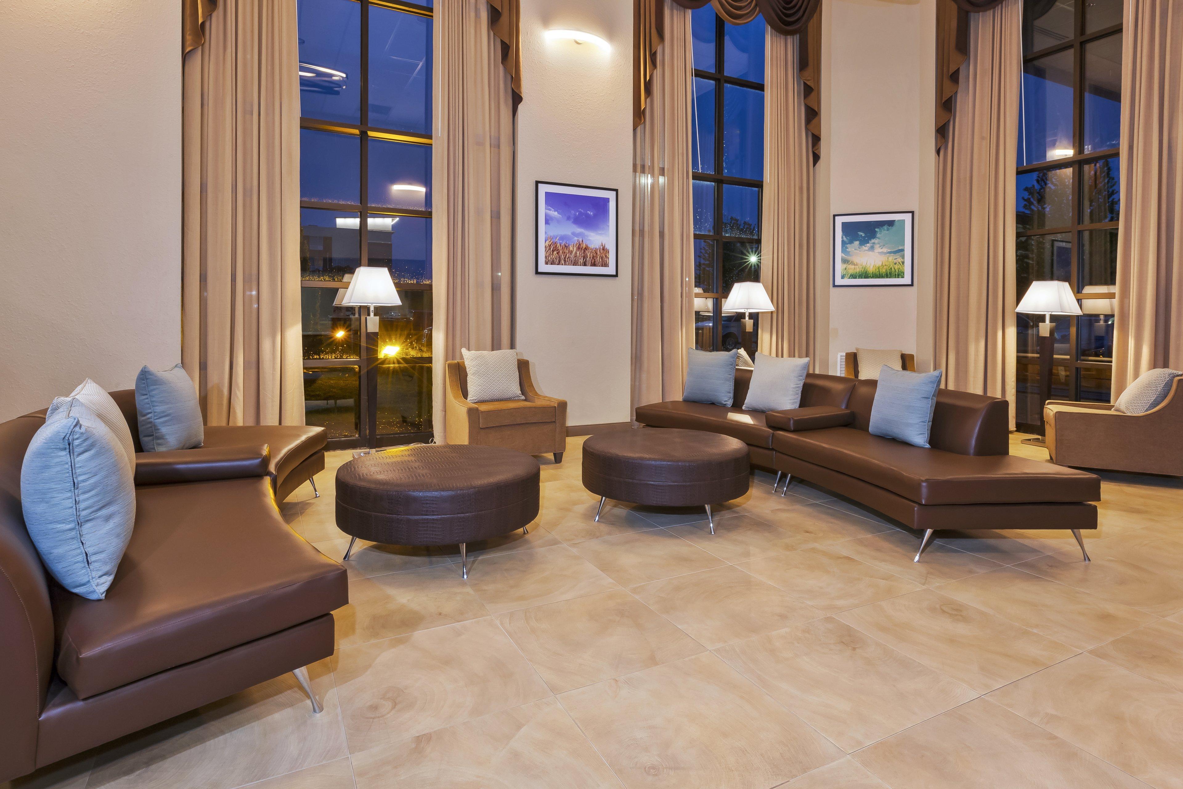 Candlewood Suites Grand Rapids Airport By Ihg Cascade Εξωτερικό φωτογραφία