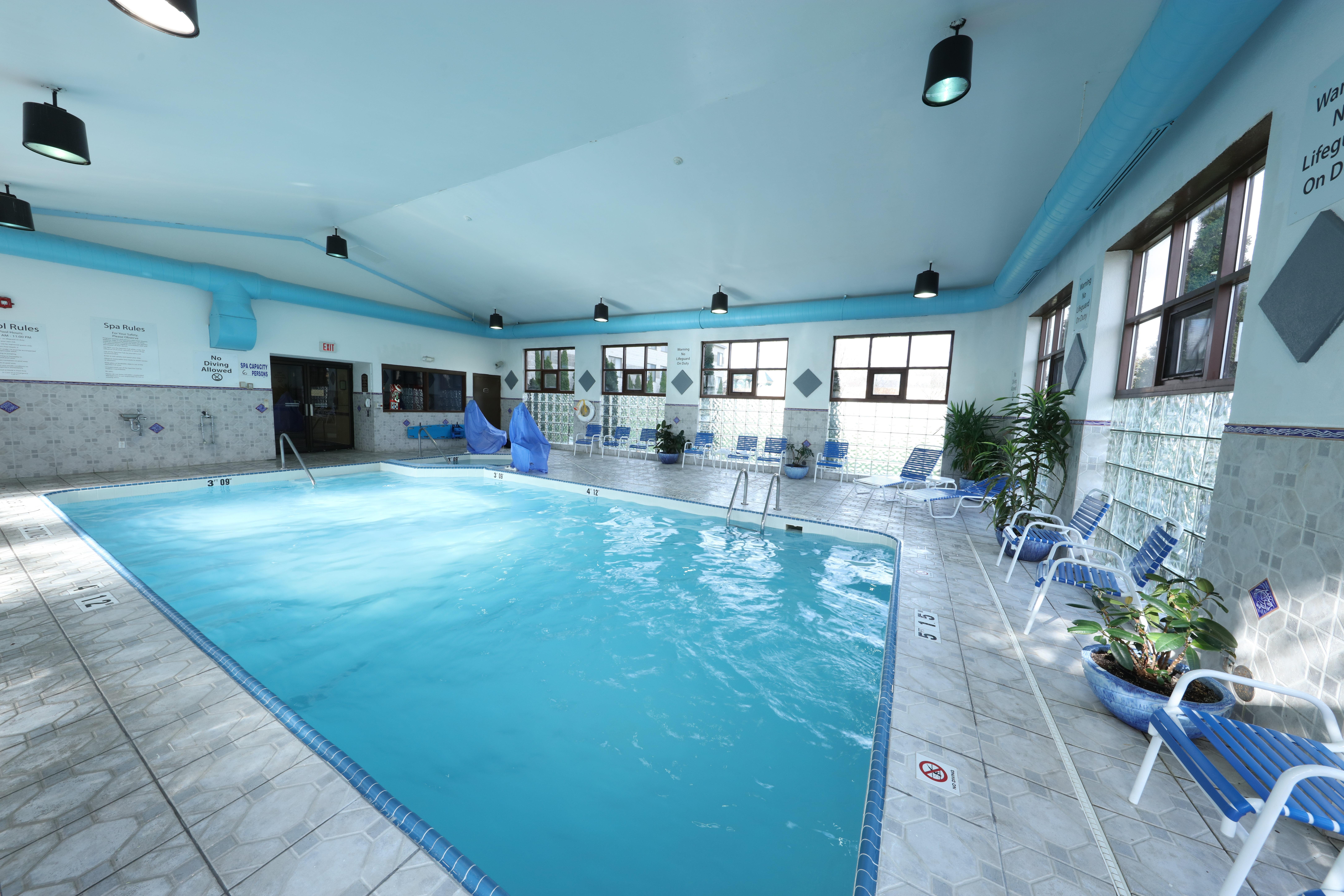Candlewood Suites Grand Rapids Airport By Ihg Cascade Εξωτερικό φωτογραφία