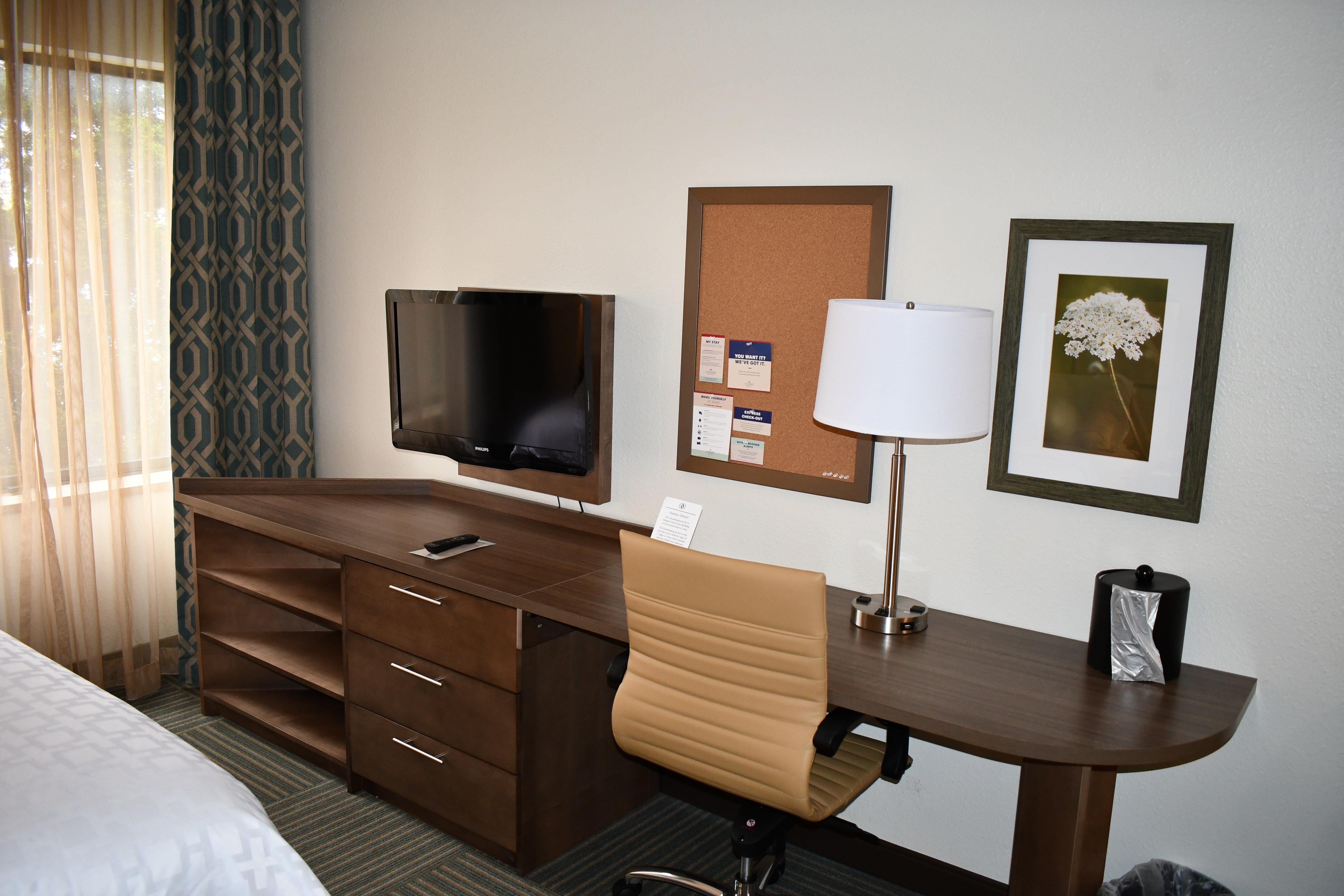 Candlewood Suites Grand Rapids Airport By Ihg Cascade Εξωτερικό φωτογραφία
