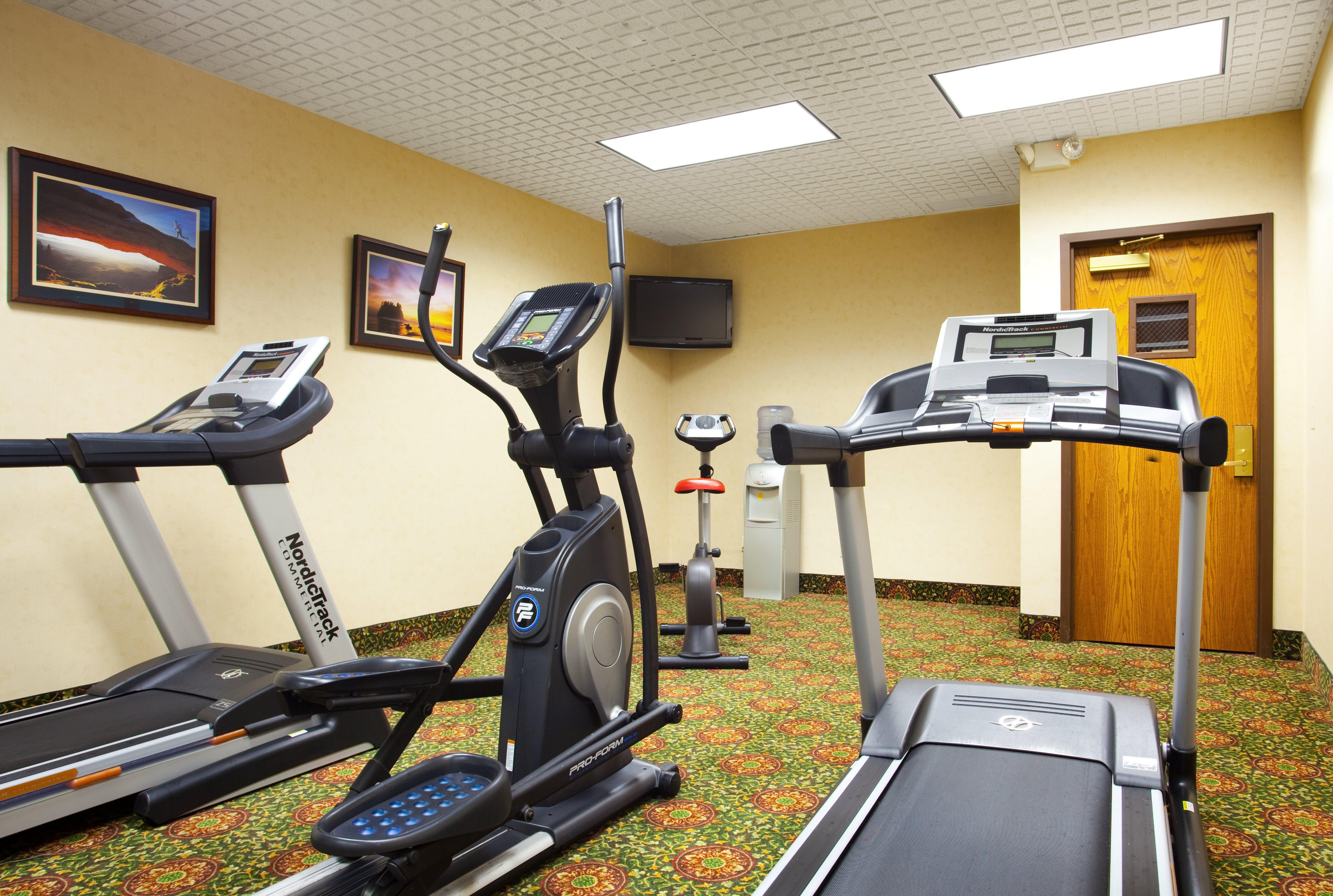 Candlewood Suites Grand Rapids Airport By Ihg Cascade Εξωτερικό φωτογραφία
