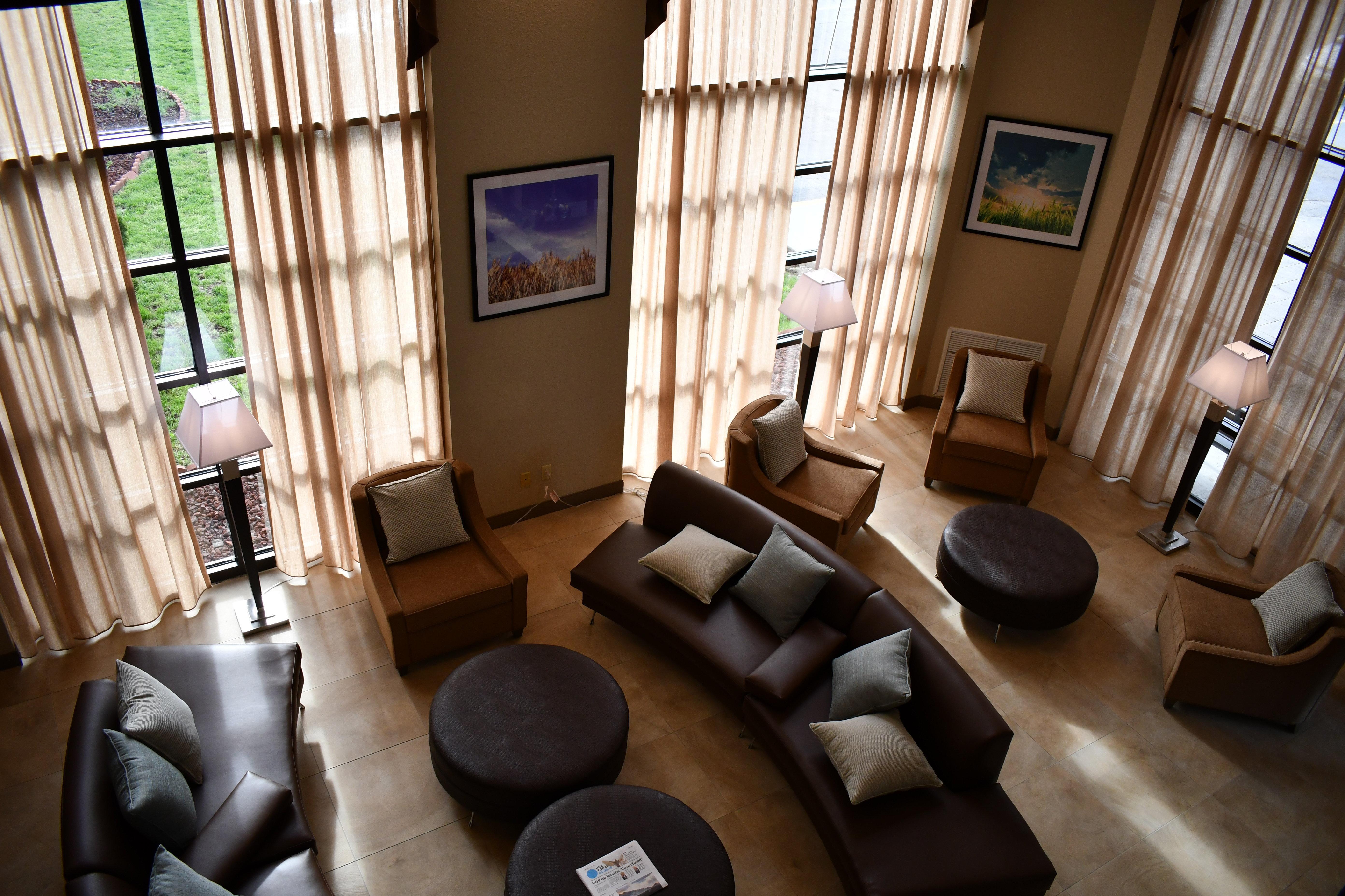 Candlewood Suites Grand Rapids Airport By Ihg Cascade Εξωτερικό φωτογραφία