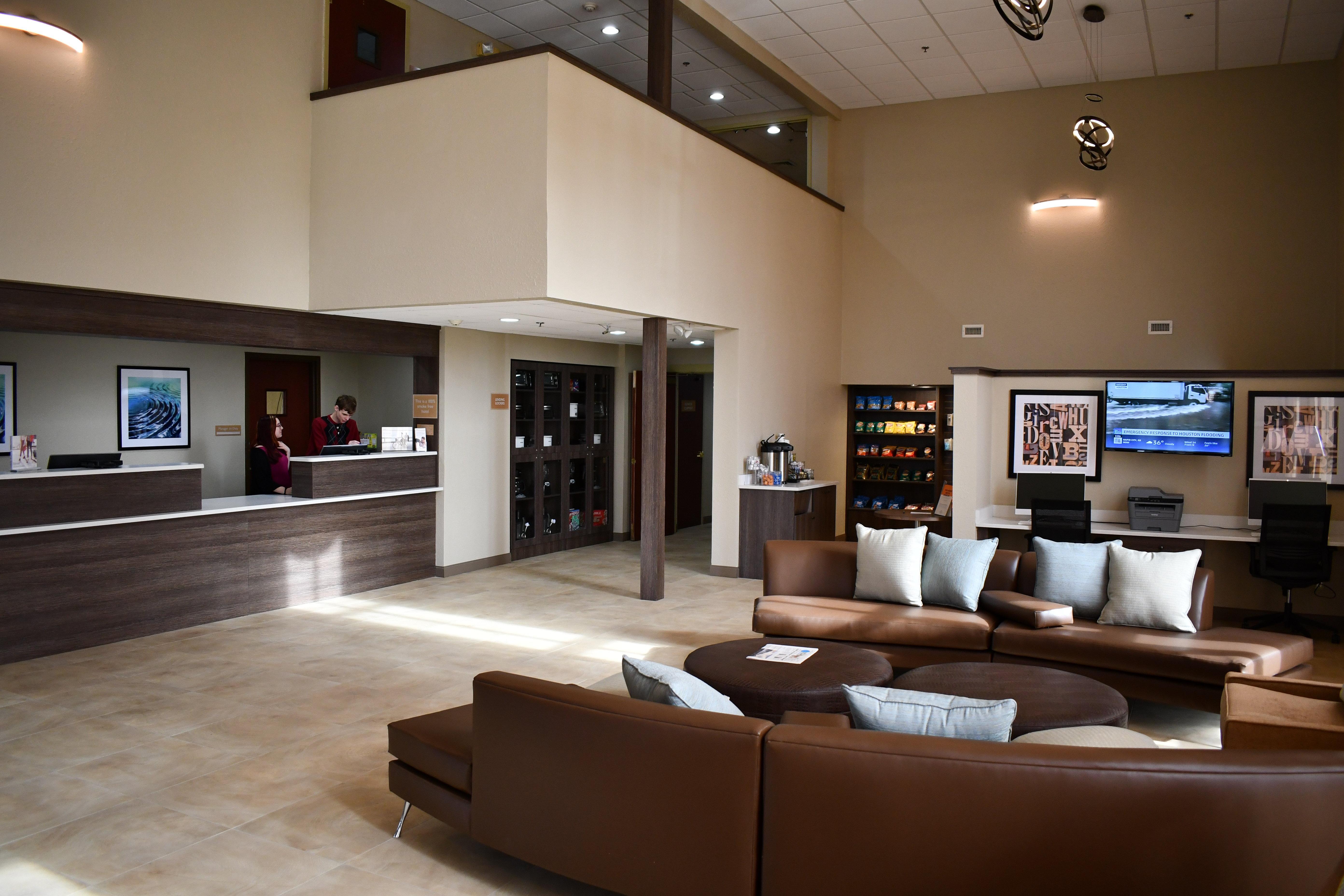 Candlewood Suites Grand Rapids Airport By Ihg Cascade Εξωτερικό φωτογραφία