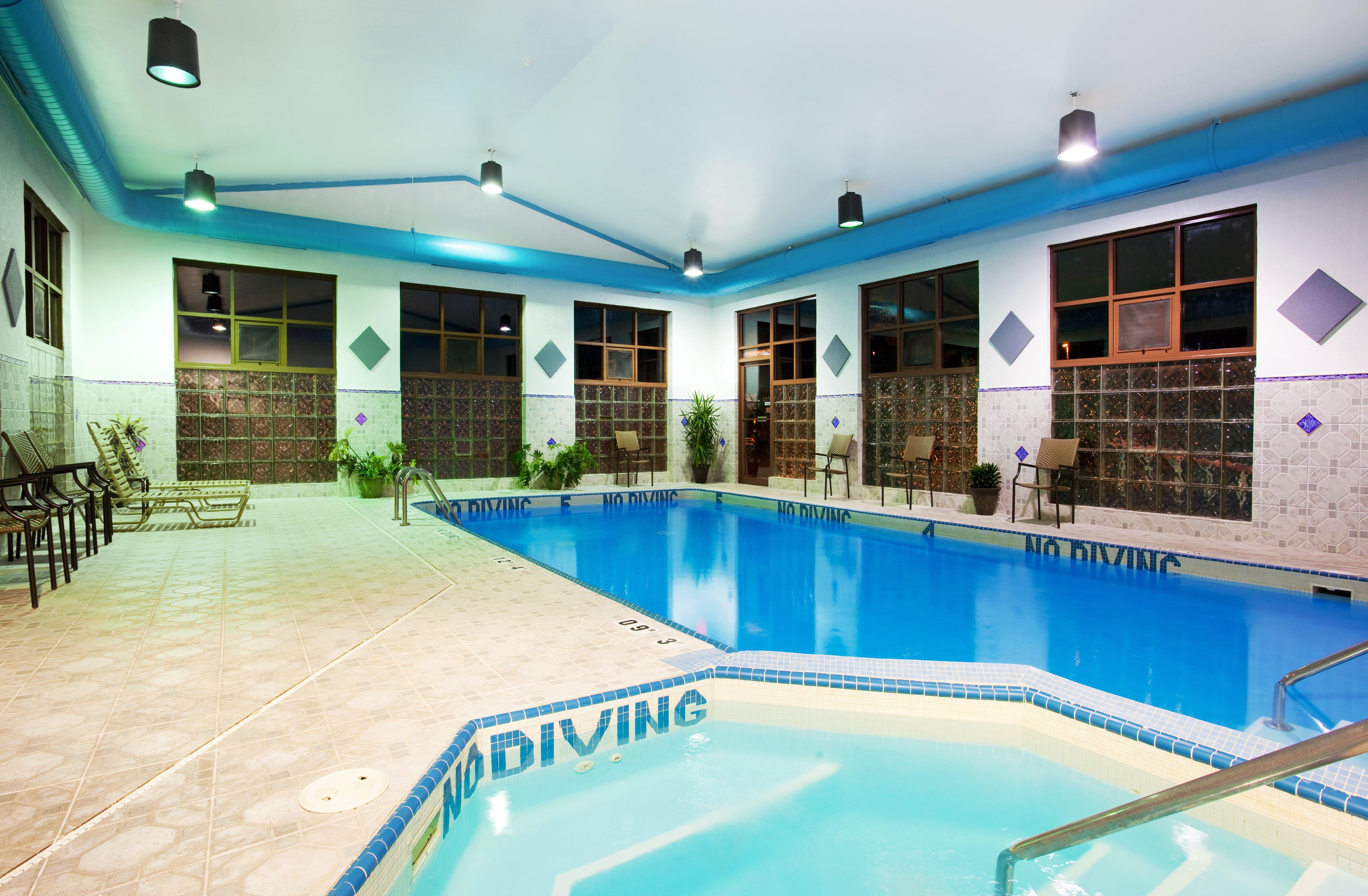 Candlewood Suites Grand Rapids Airport By Ihg Cascade Εξωτερικό φωτογραφία