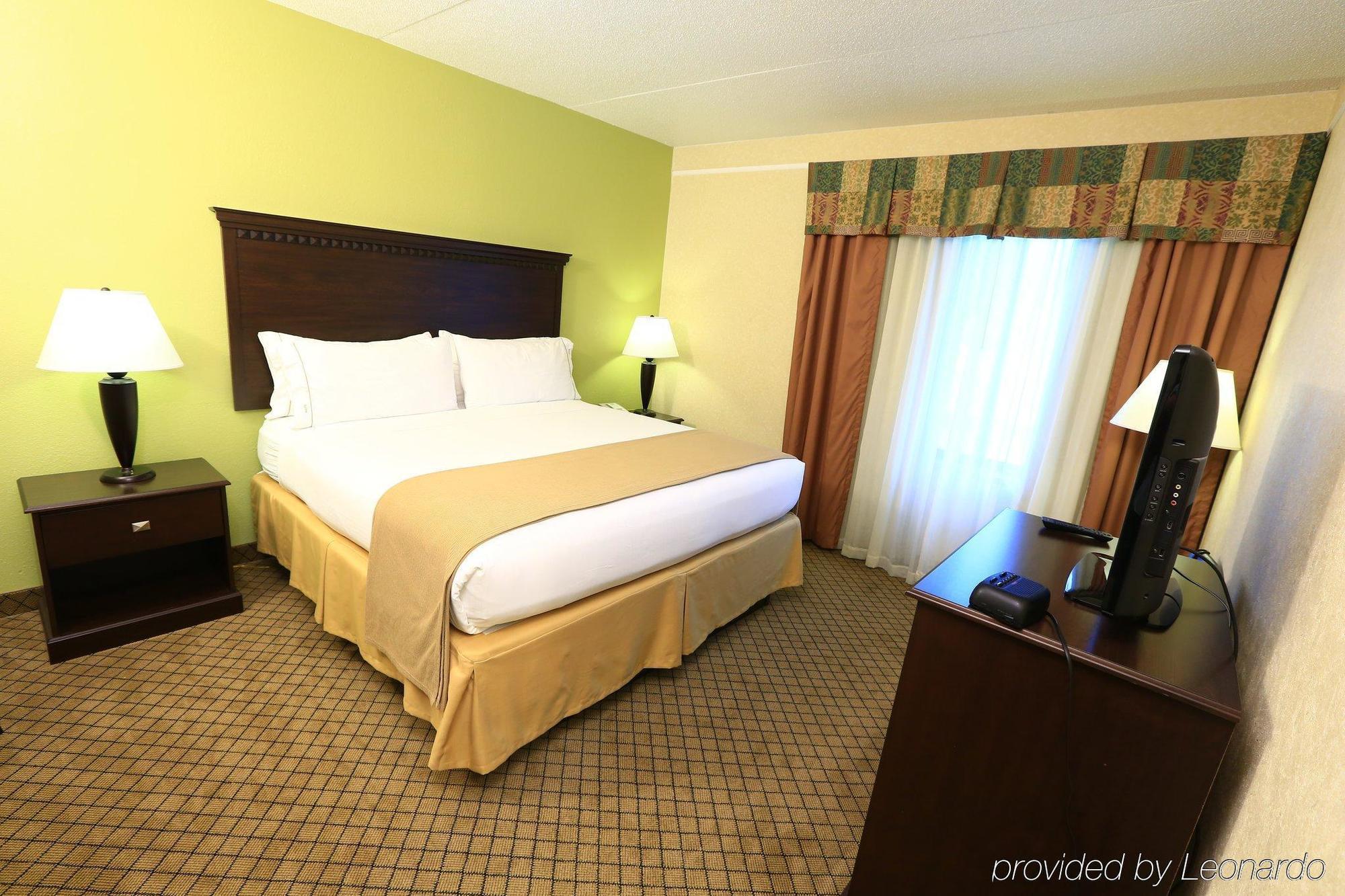 Candlewood Suites Grand Rapids Airport By Ihg Cascade Εξωτερικό φωτογραφία