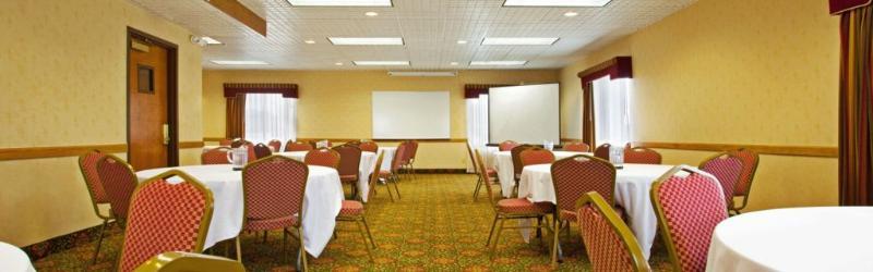 Candlewood Suites Grand Rapids Airport By Ihg Cascade Εξωτερικό φωτογραφία