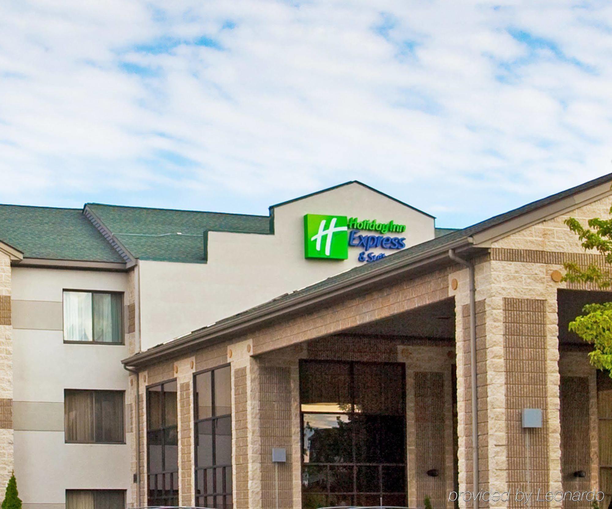 Candlewood Suites Grand Rapids Airport By Ihg Cascade Εξωτερικό φωτογραφία