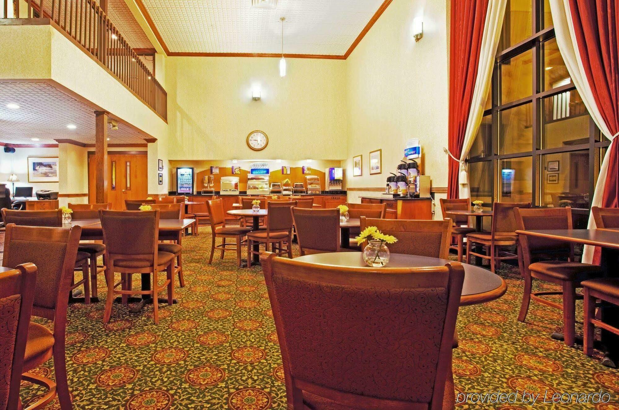 Candlewood Suites Grand Rapids Airport By Ihg Cascade Εξωτερικό φωτογραφία